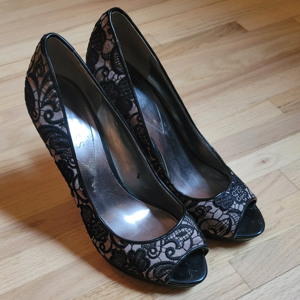 Guess Black and Beige lace heels size 8